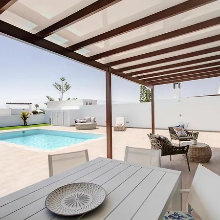Homu Aura - Fantastica Con Piscina Privada * Playa Blanca (Lanzarote)